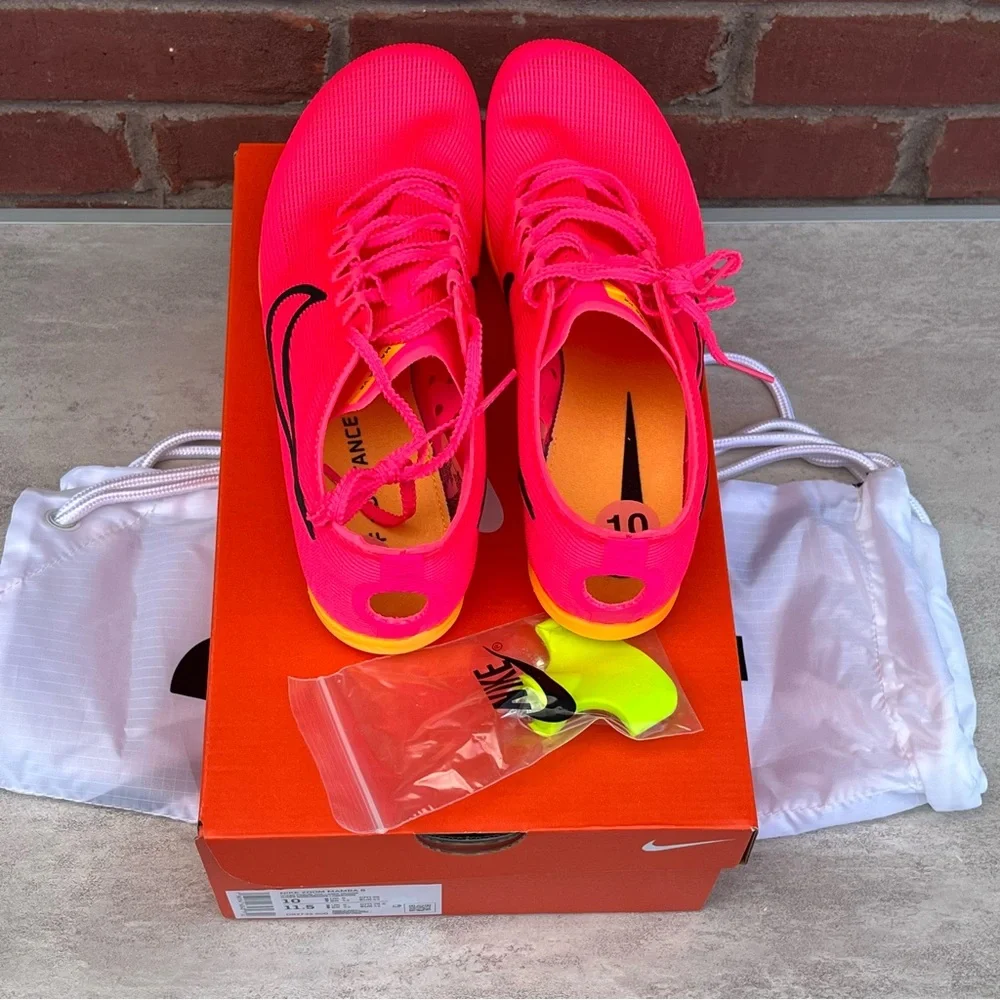 Nike Zoom Mamba 6 Hyper Pink &‎ Rose /Black Laser Orange men’s Track Shoes